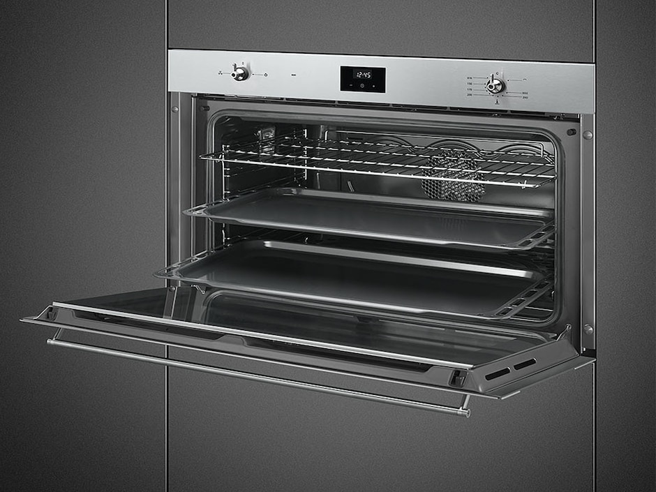 Horno a gas natural Smeg SF9300GVXK1 capacidad 102 L 3
