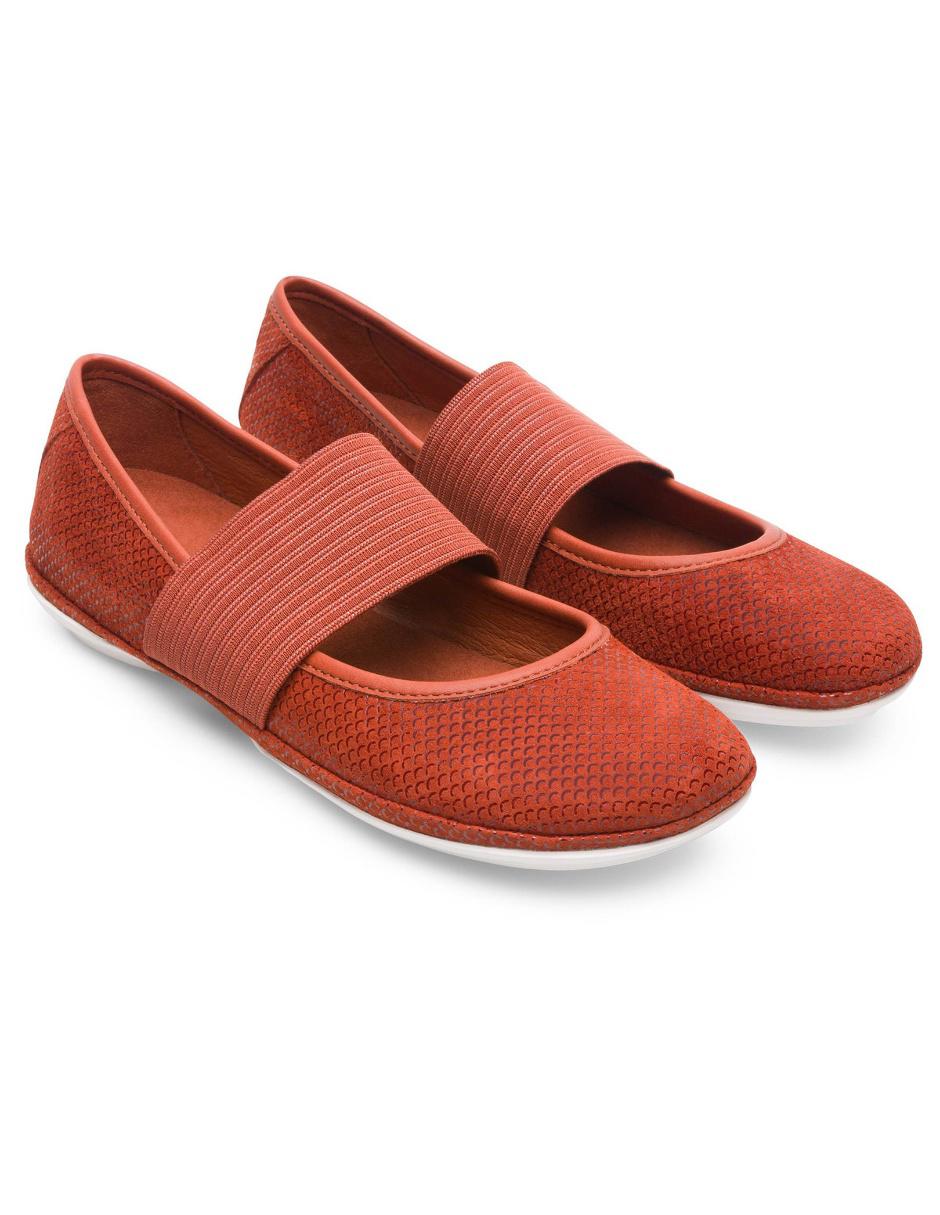 Zapato de piel para mujer