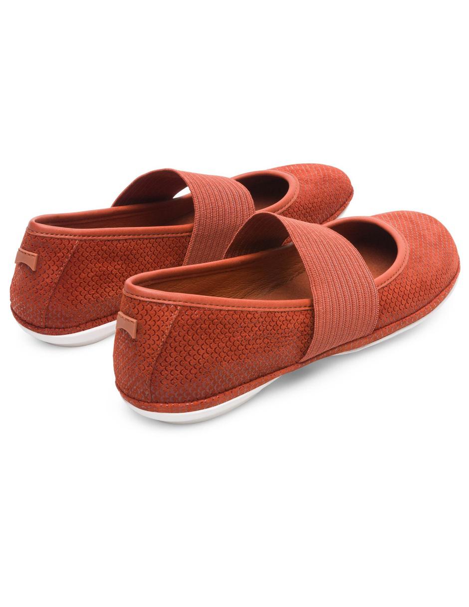 Zapato de piel para mujer