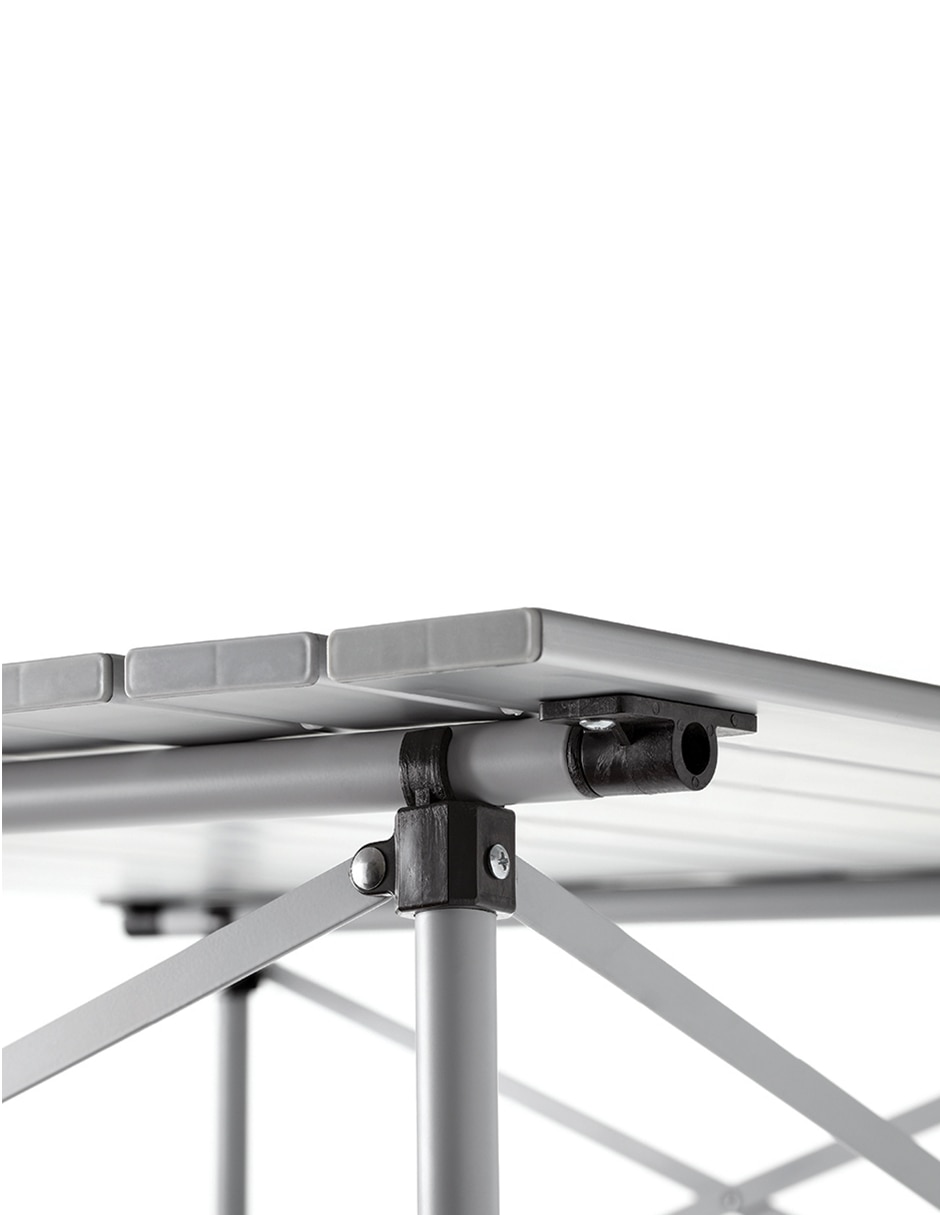 Mesa auxiliar armable Coleman