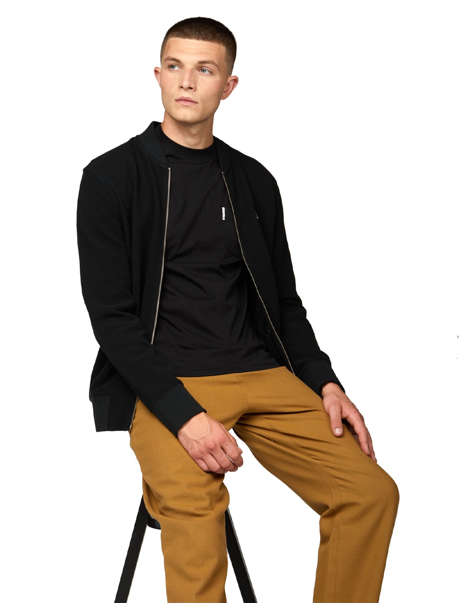Playera cuello redondo para hombre 6