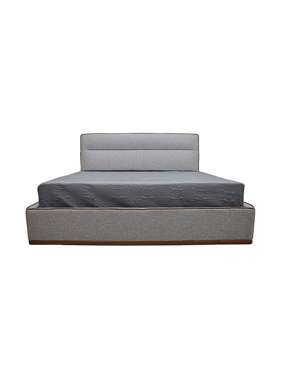 Cama de madera y tela Cama de madera y tela
