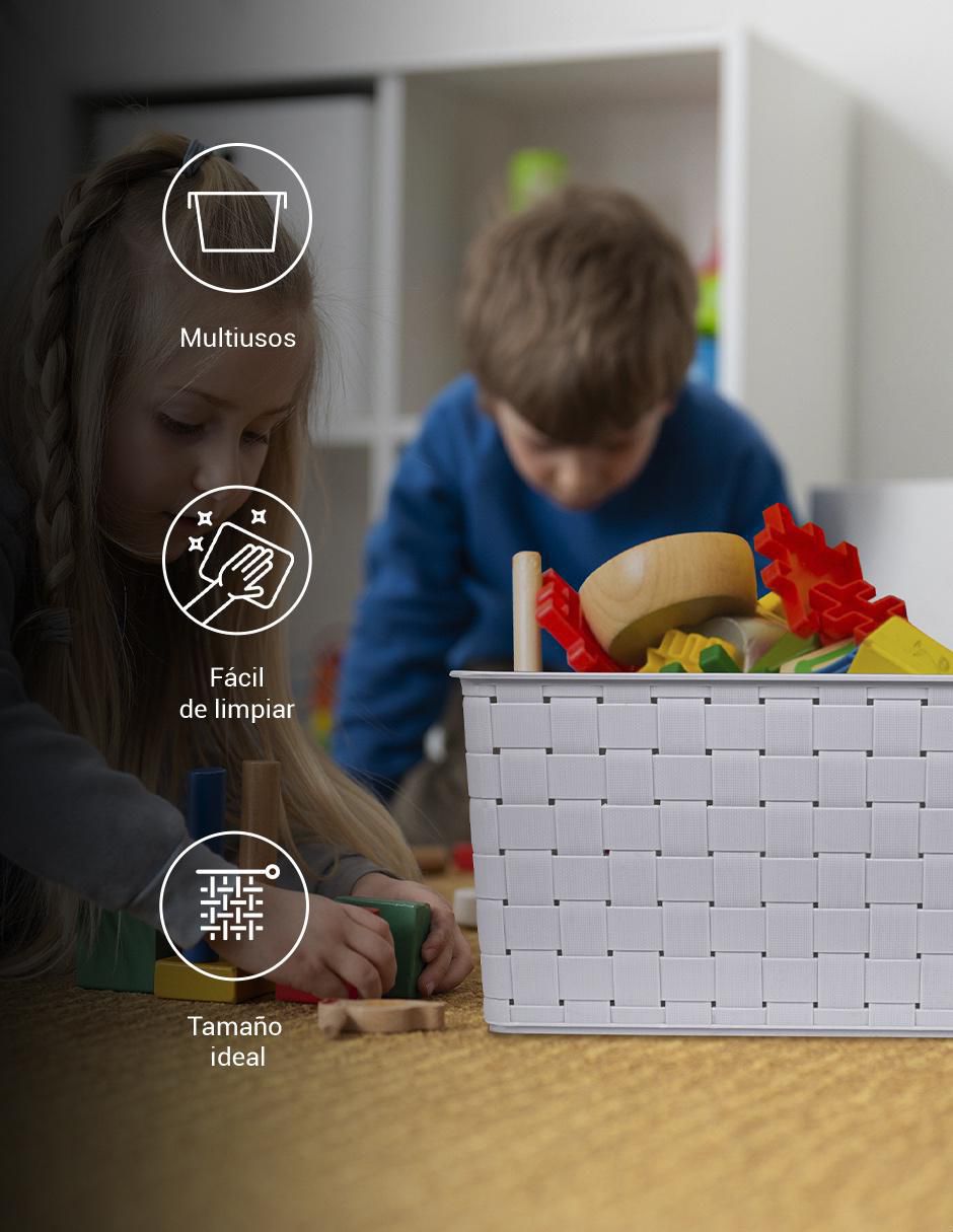 Canasta con forma rectangular de plástico