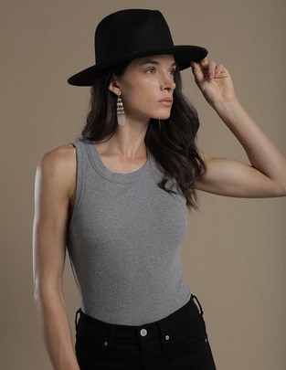 Playera cuello redondo para mujer Playera cuello redondo para mujer