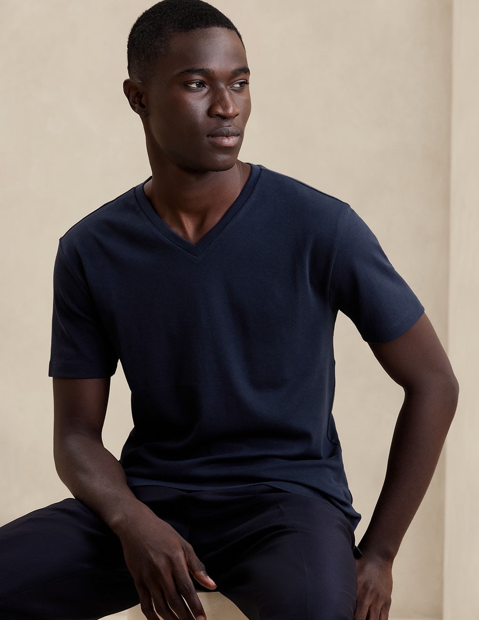 Playera cuello V para hombre