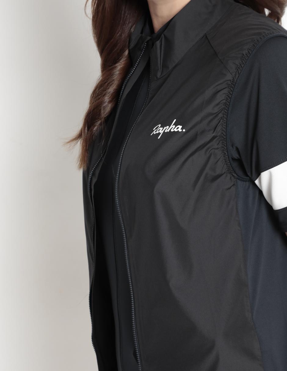 Uniforme estilo regular para mujer 4