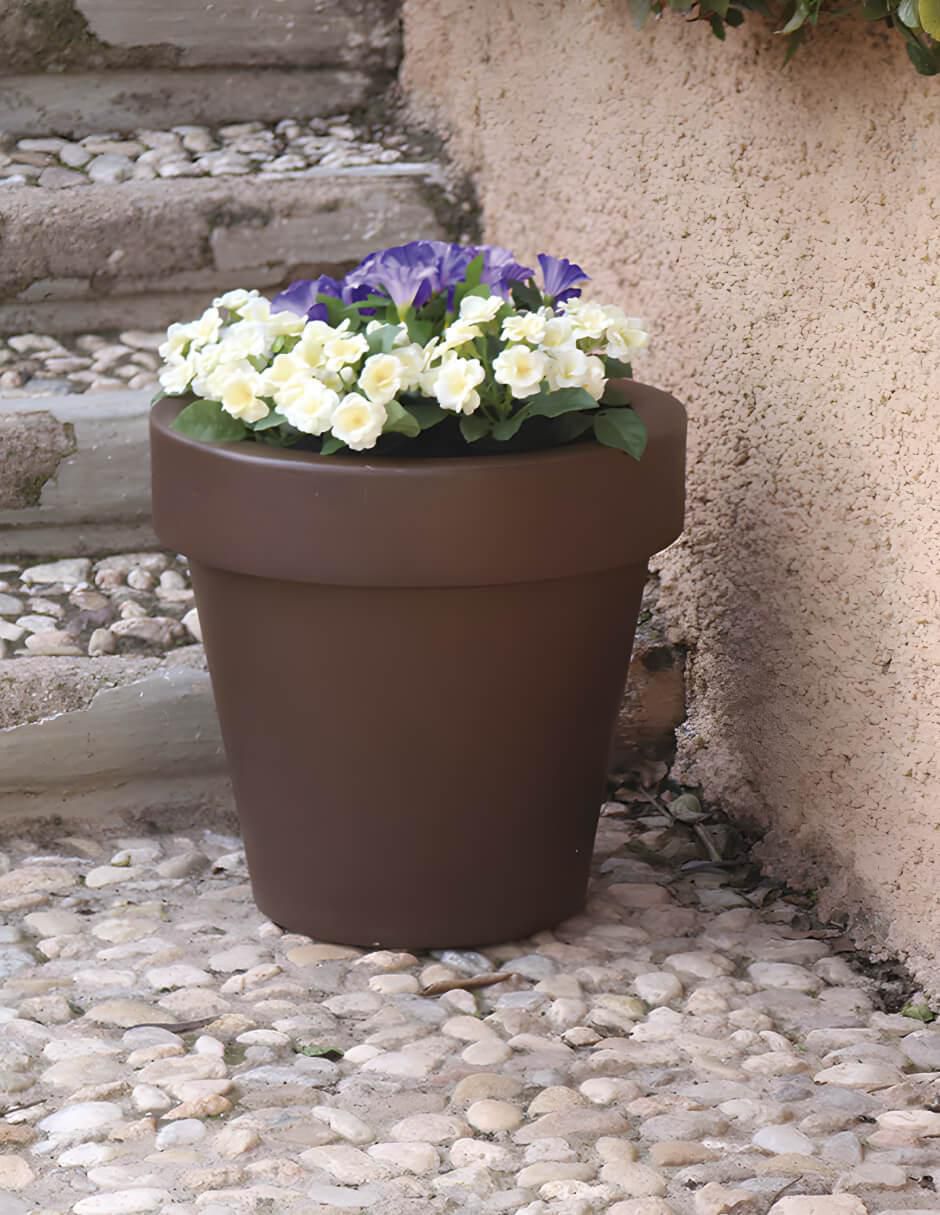 Maceta Magnolia de plástico con sistema automático de riego