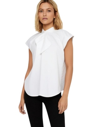Blusa J&B manga corta para mujer