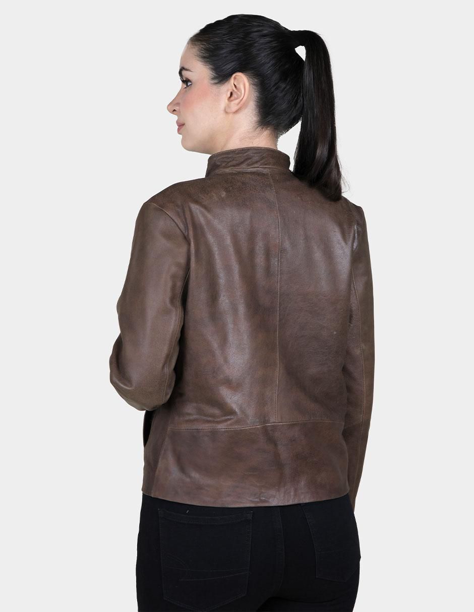 Chamarra de piel para mujer