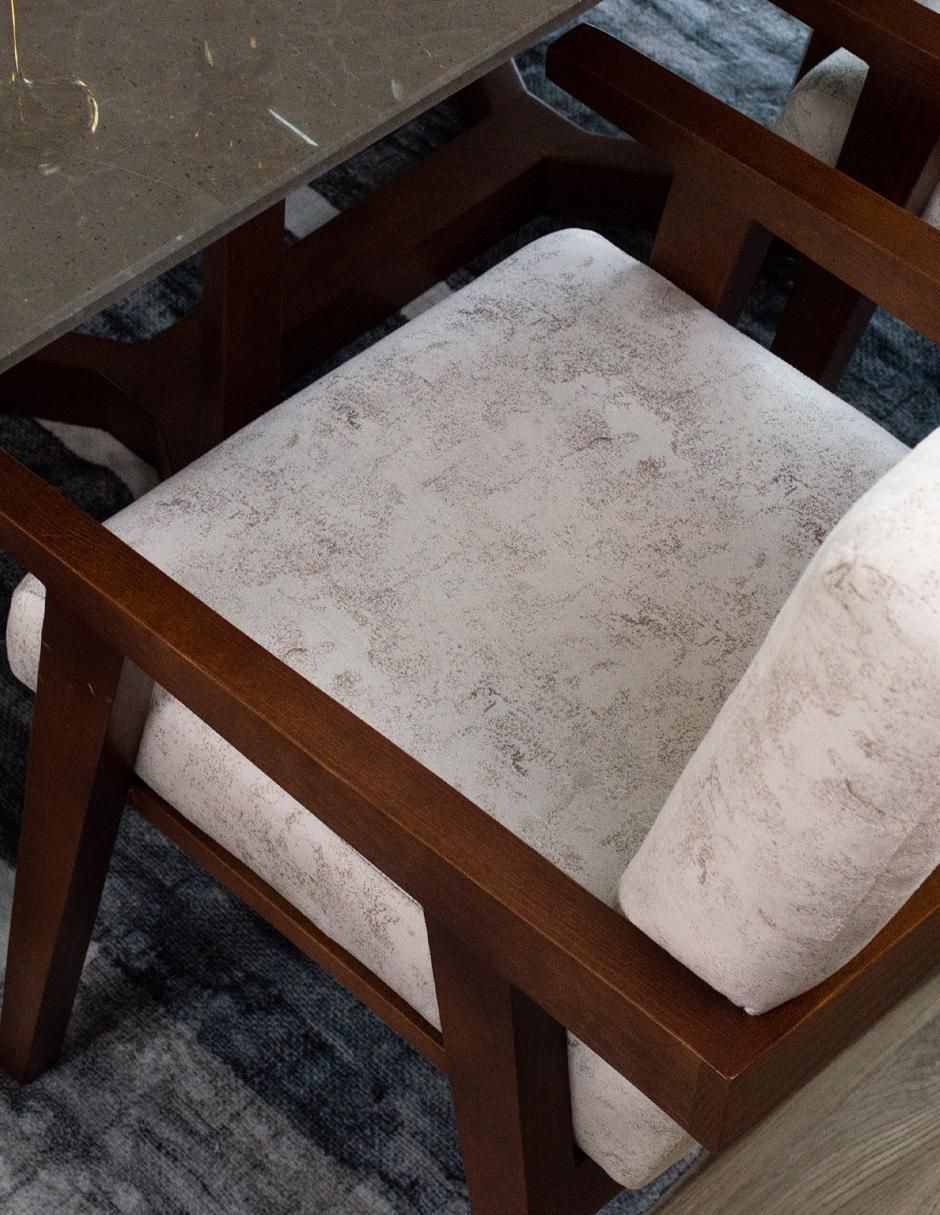 Comedor para 2 personas de mármol 8