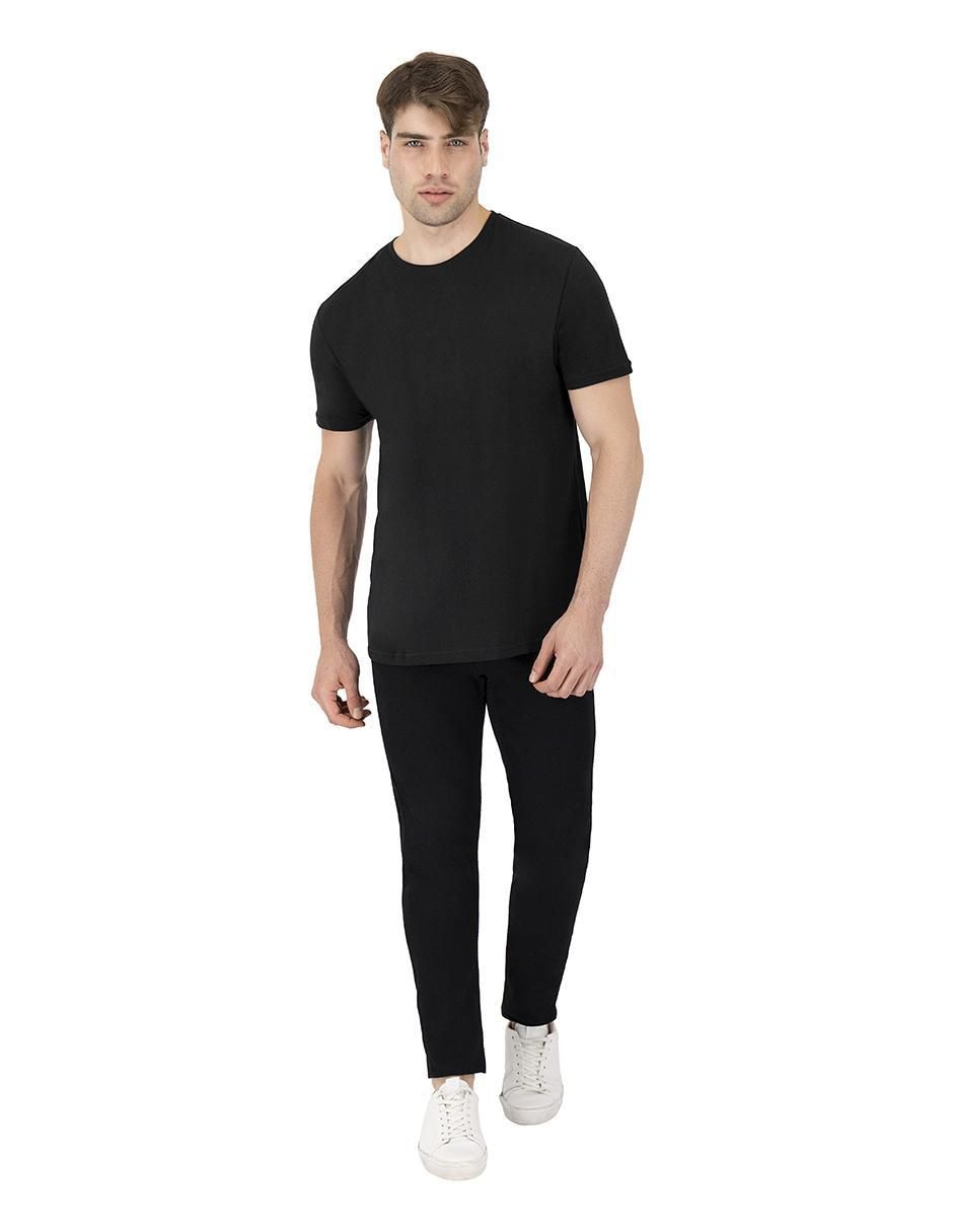 Set playera cuello redondo para hombre 9