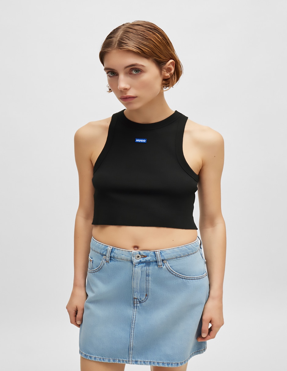 Top Hugo Blue cuello redondo escote regular