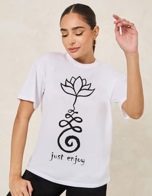 Playera manga corta cuello redondo para mujer