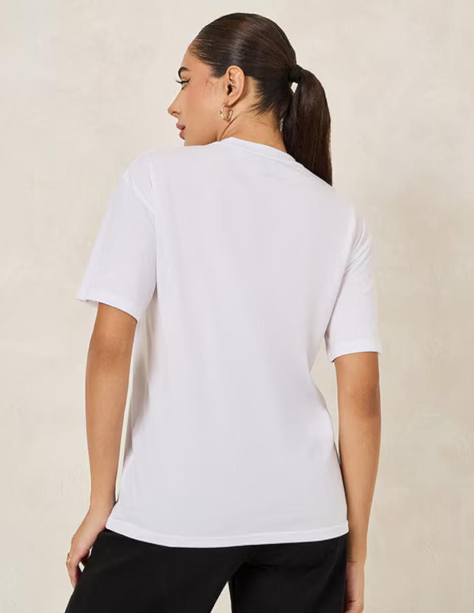 Playera manga corta Marëvnyk cuello redondo para mujer