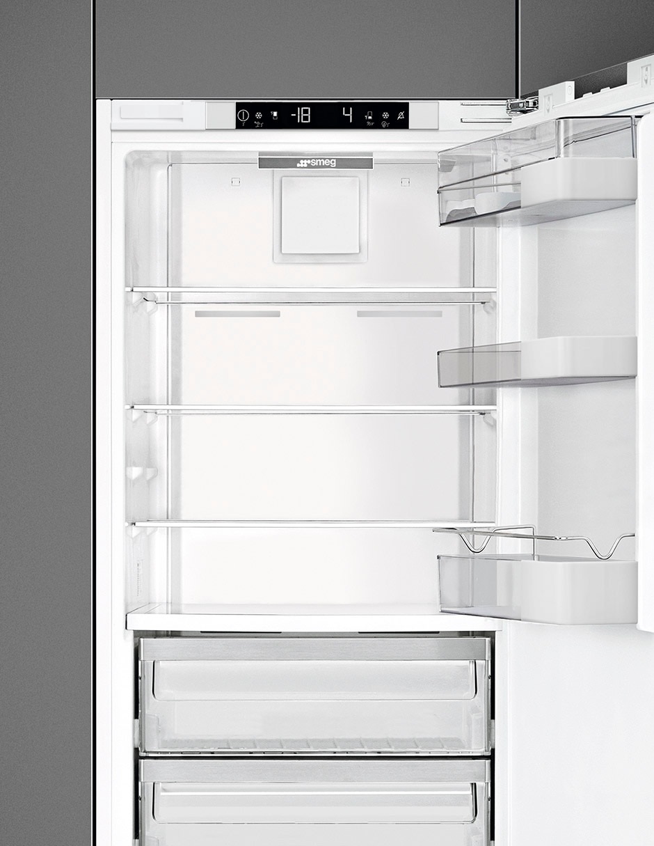 Refrigerador bottom mount 10 pies cúbicos tecnología inverter y no frost CB300UI Refrigerador bottom mount 10 pies cúbicos tecnología inverter y no frost CB300UI
