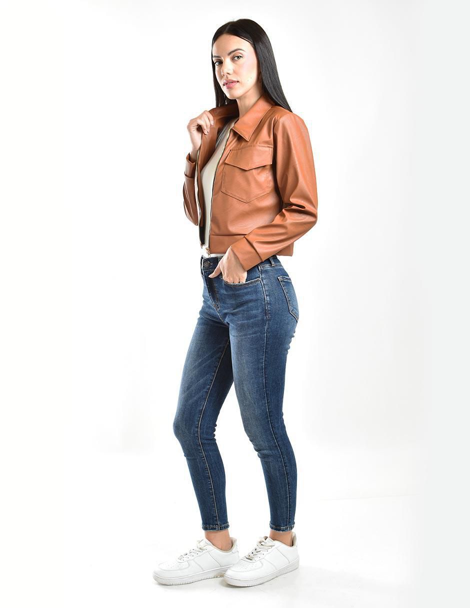 Chamarra impermeable para mujer 5