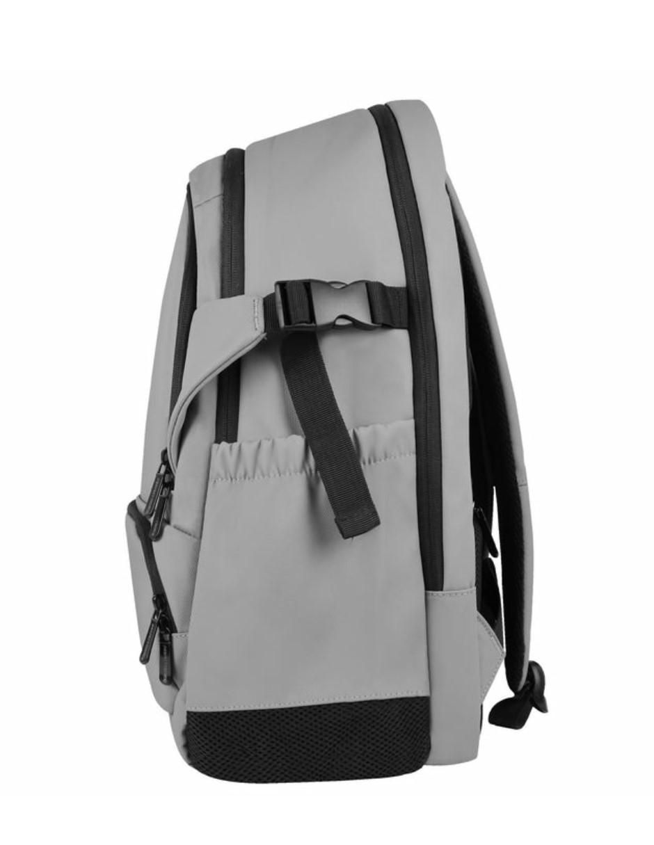 Mochila con portalaptop impermeable 4