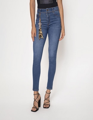 Jeans slim para mujer