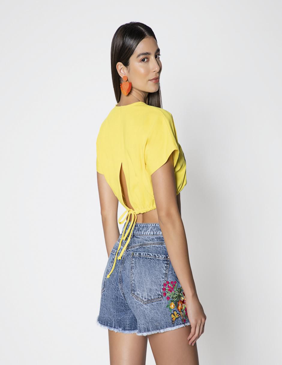 Playera manga corta Studio F cuello redondo para mujer