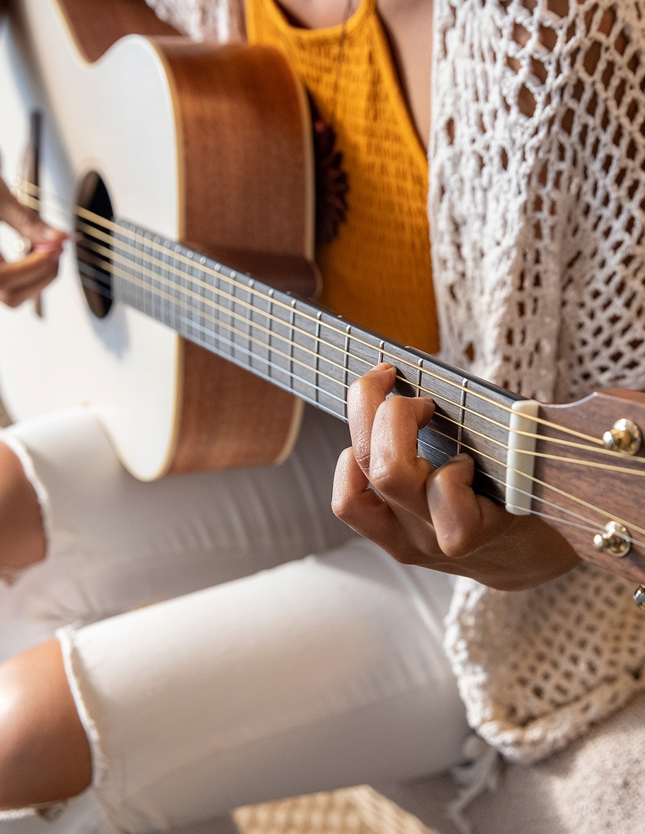 Guitarra electroacústica Storia 4