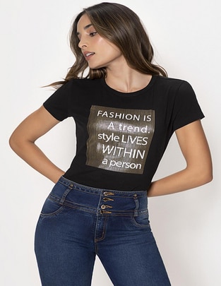 Playera manga corta Studio F cuello redondo para mujer