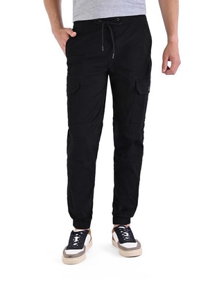 Jogger bolsillo con solapa para hombre