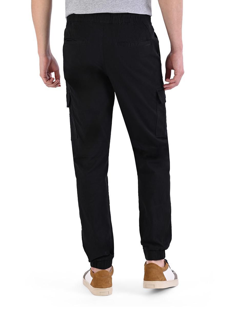 Jogger bolsillo con solapa para hombre 4