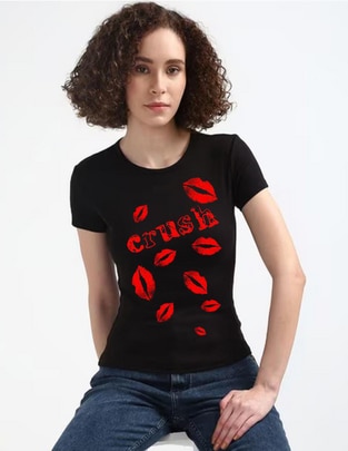 Playera manga corta Love Crush Amor cuello redondo para mujer