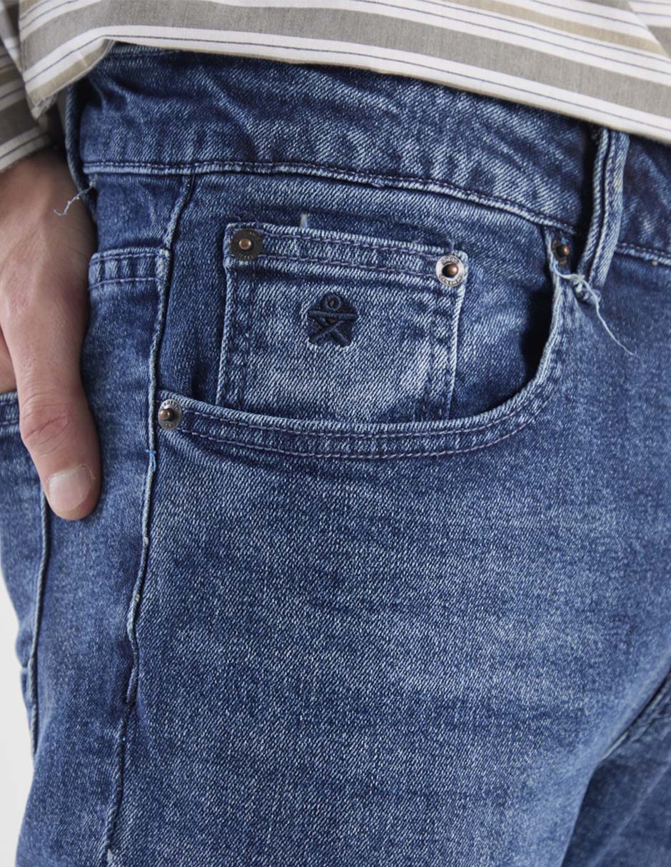 Jeans slim deslavado para hombre 7