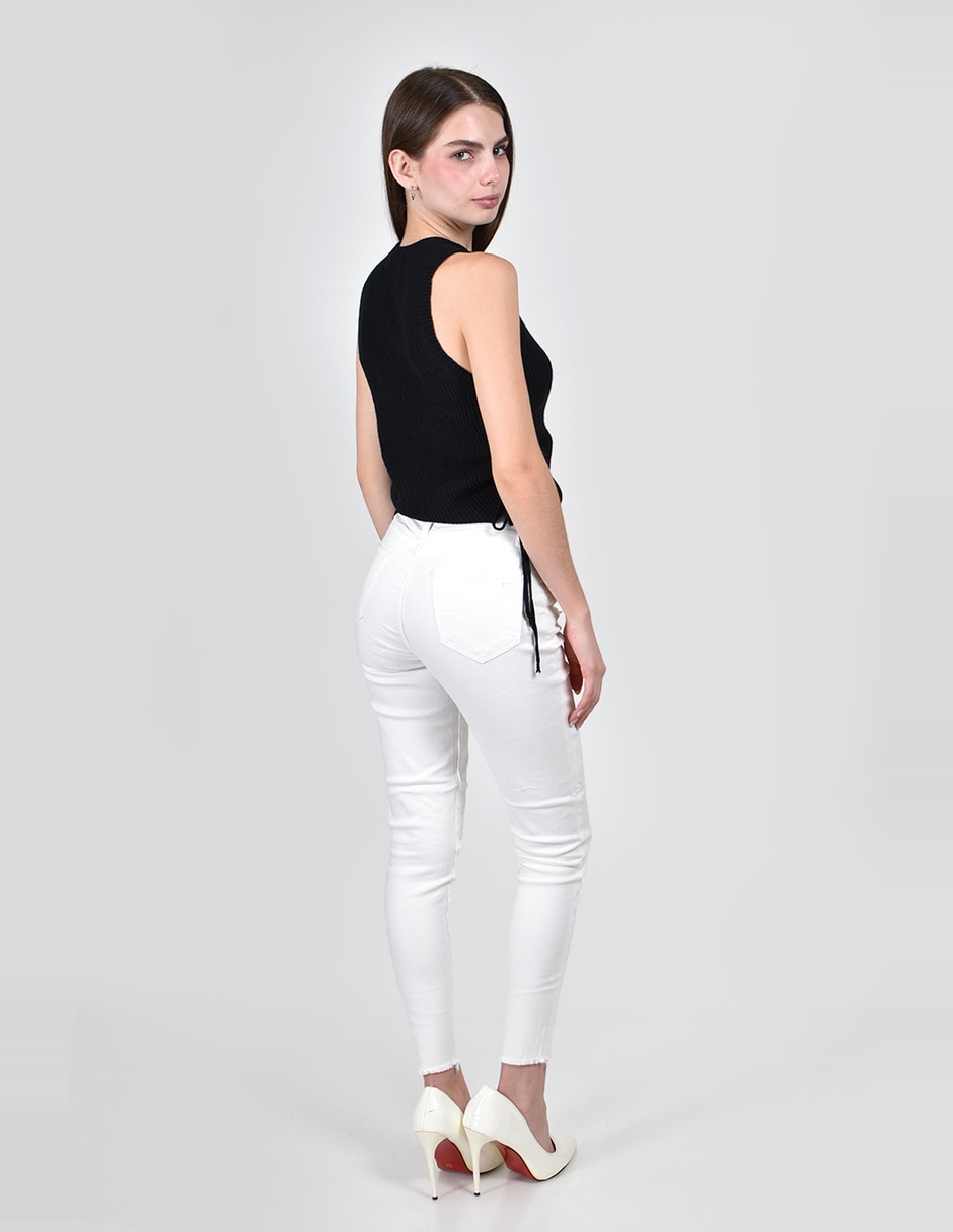Jeans skinny corte media cintura para mujer 4