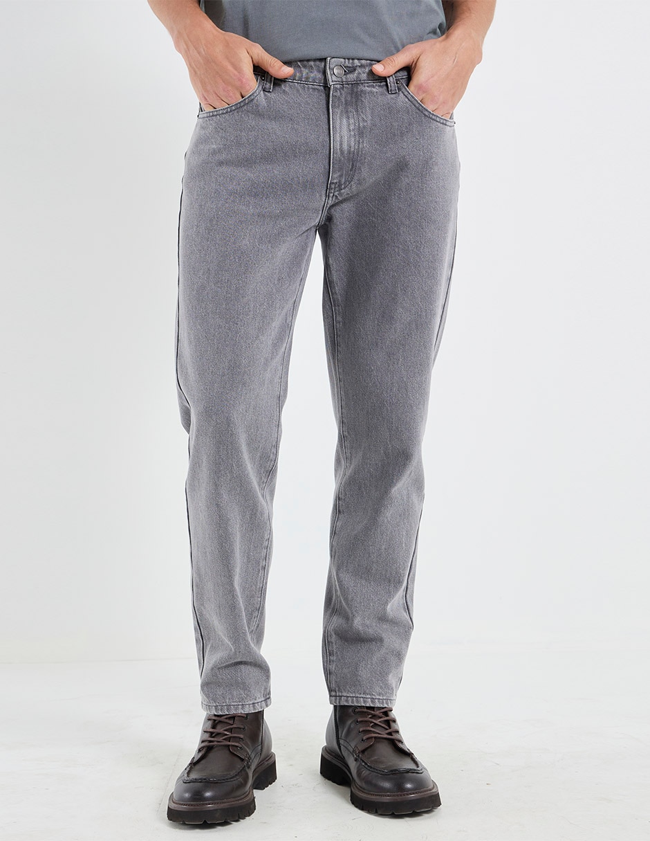 Jeans straight lavado medio para hombre 1