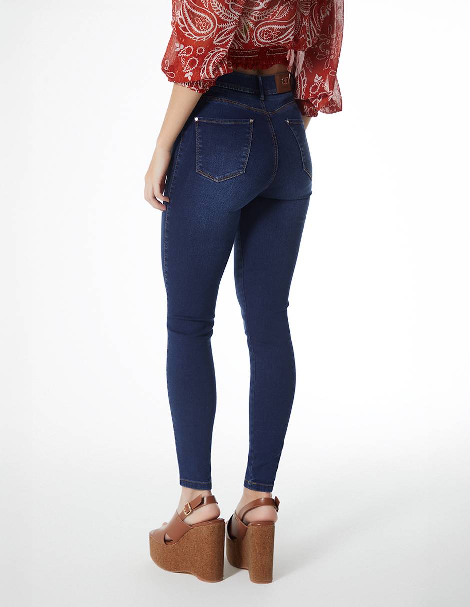 Jeans slim Básico corte a la cintura para mujer 4