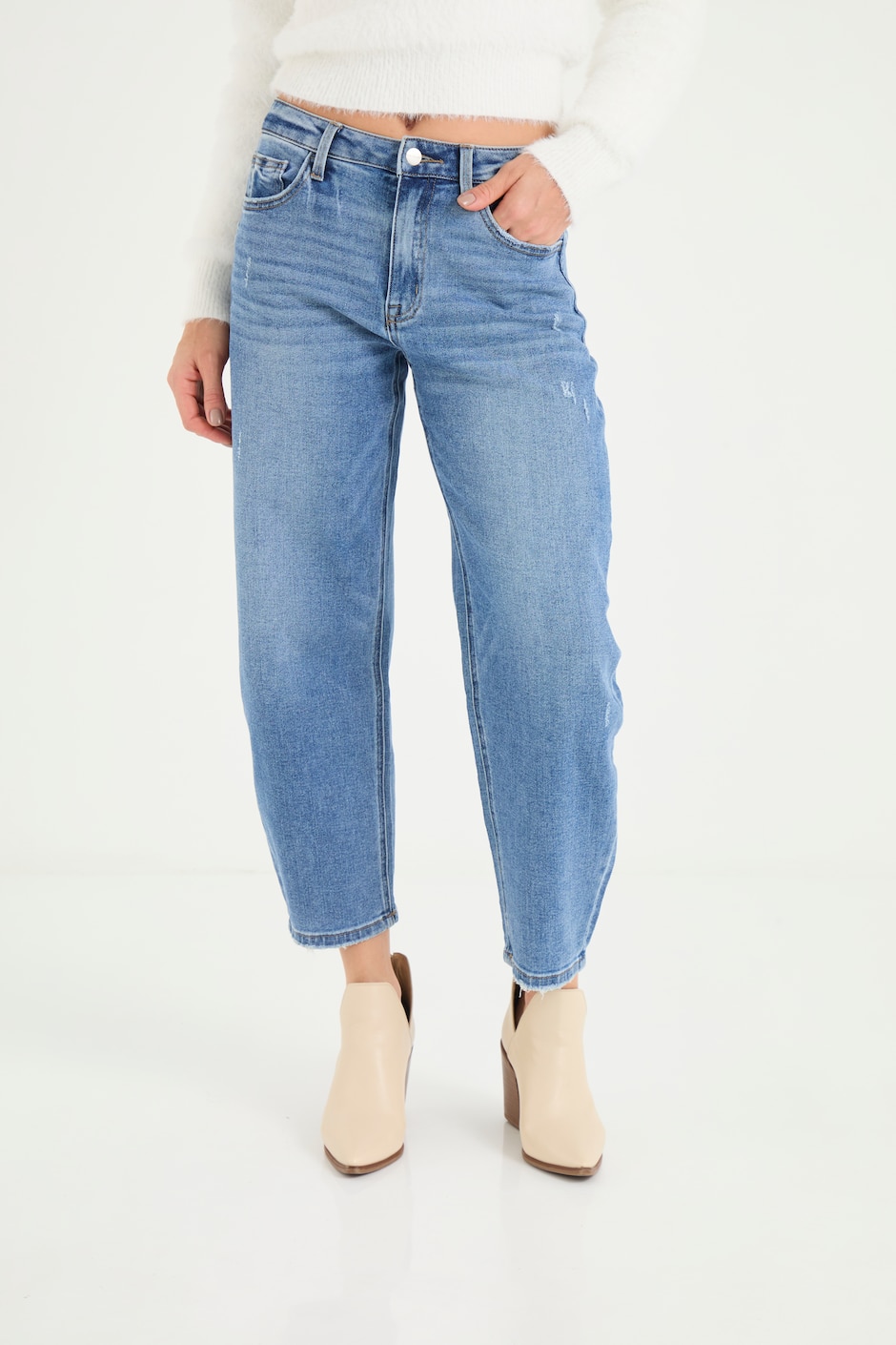 Jeans straight corte cintura baja para mujer 1