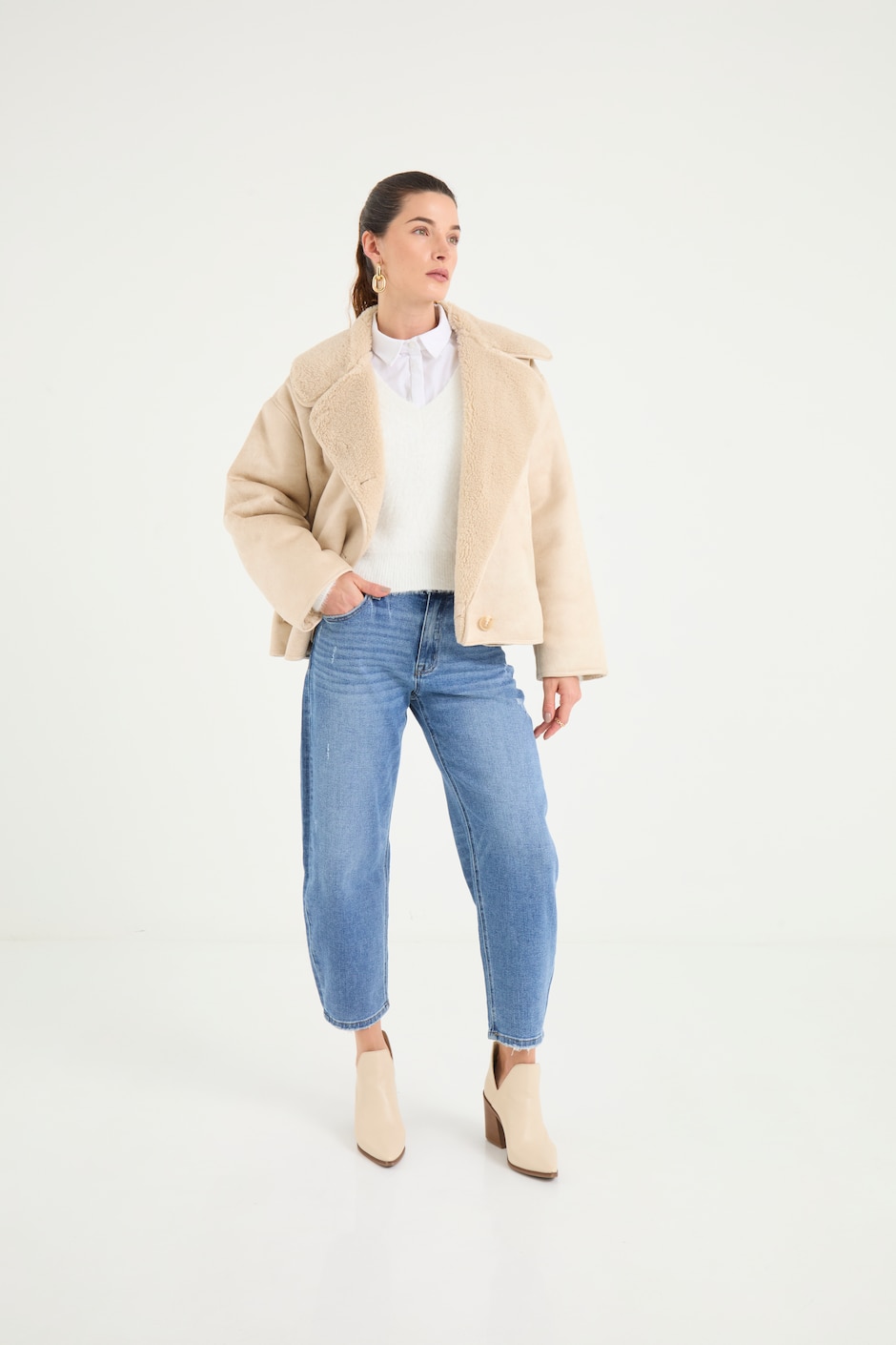 Jeans straight corte cintura baja para mujer 6