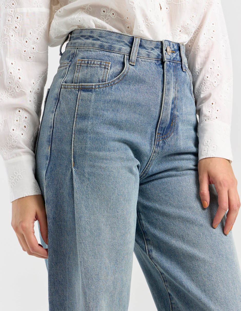 Jeans amplio para mujer 2