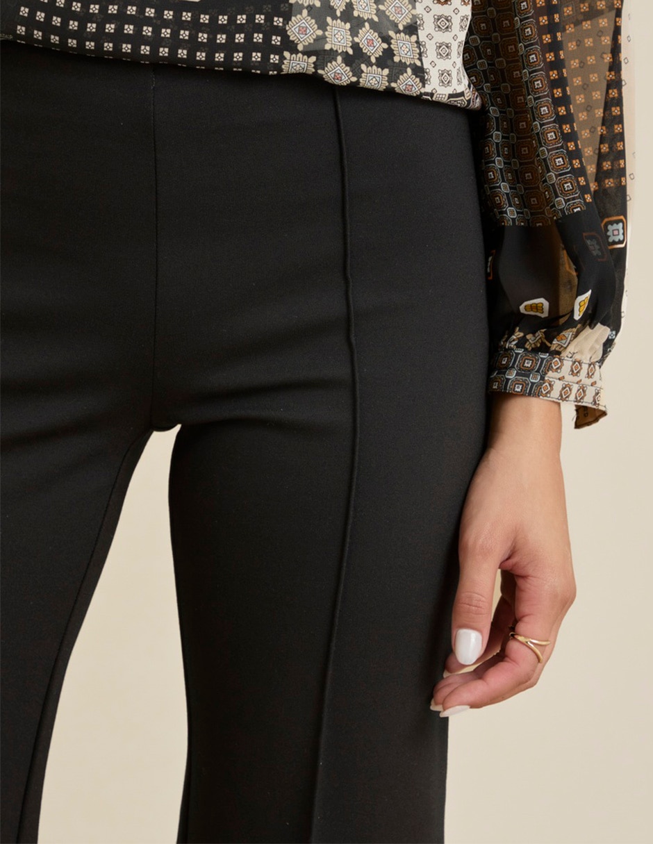 Pantalón acampanado flare para mujer