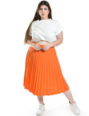 Falda midi a la cintura Falda midi a la cintura