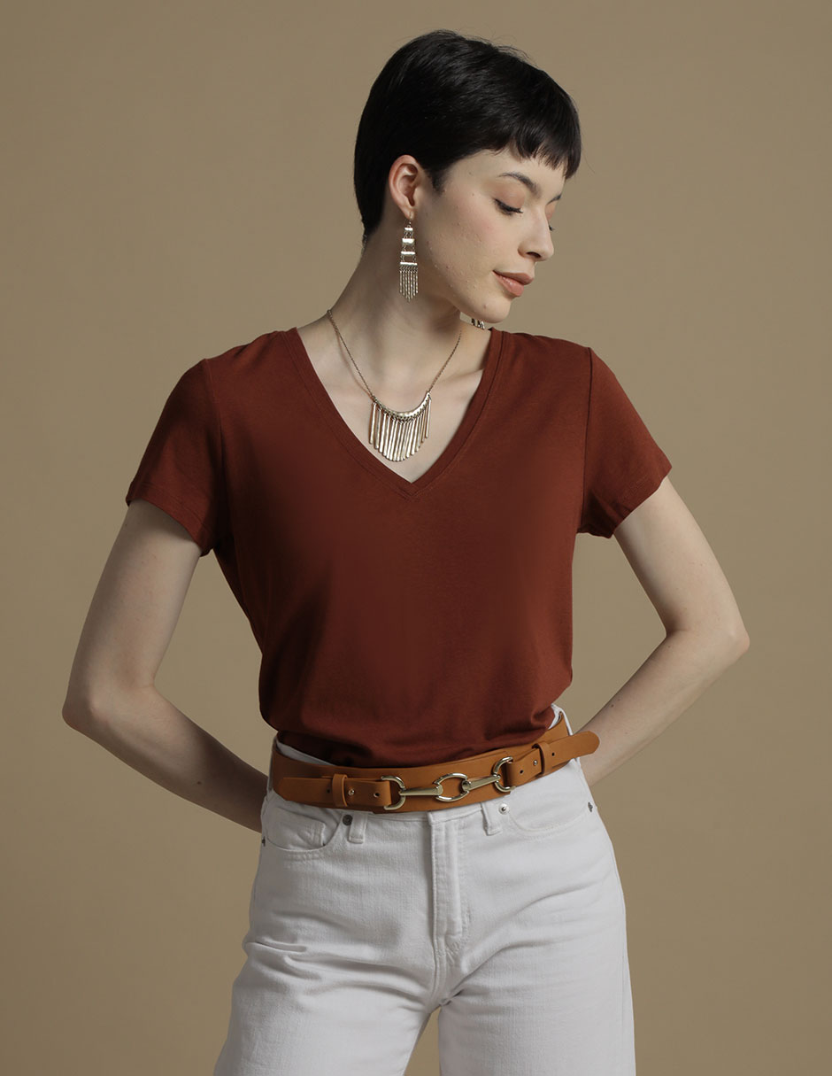 Playera manga corta cuello V para mujer