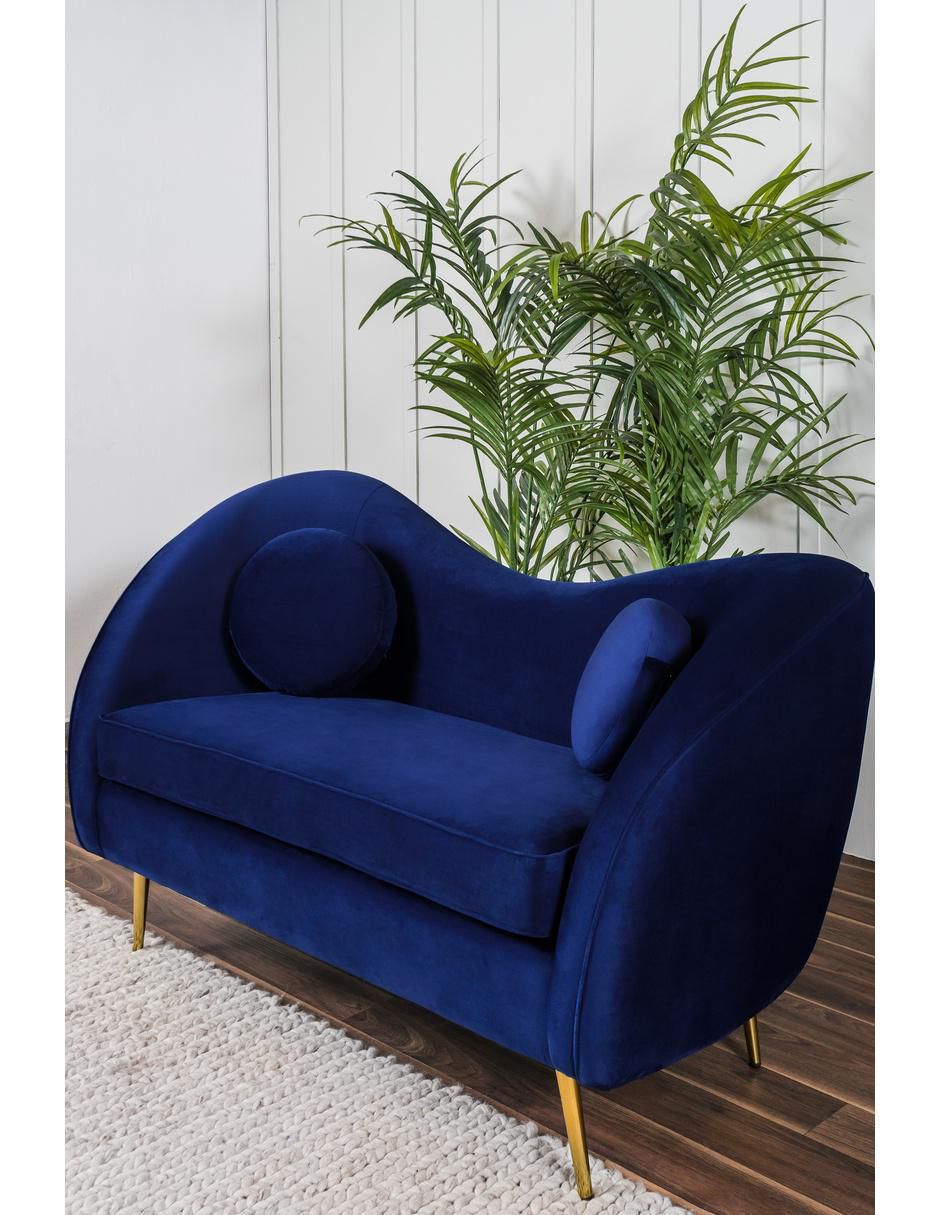 Love seat vean 4