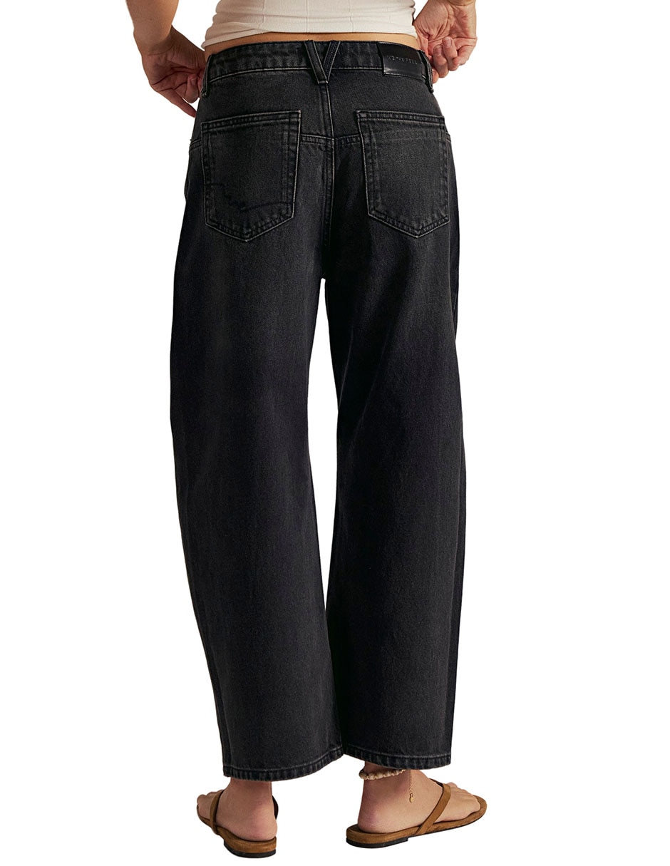 Jeans relaxed wide leg para mujer 10