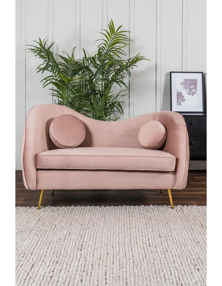 Love seat 4
