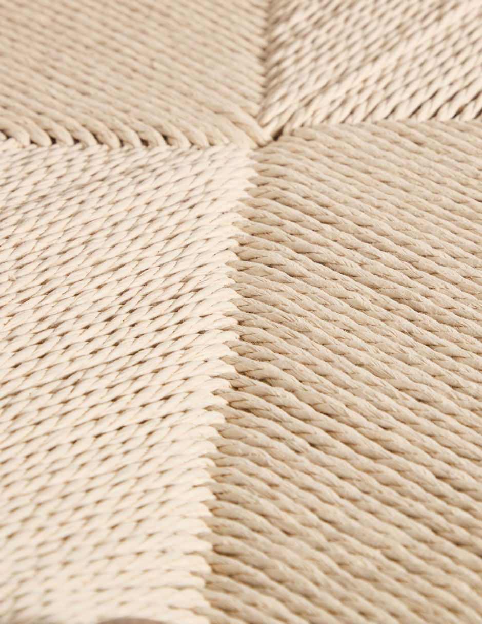 Silla Luciana de madera sólida 4