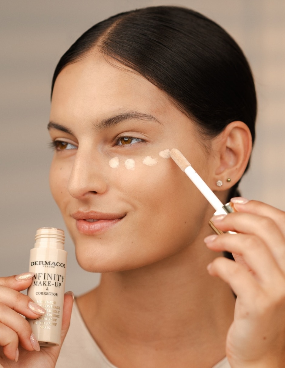 Base de maquillaje"líquido Dermacol Infinity mate