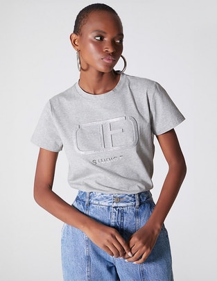 Playera manga corta Studio F cuello redondo para mujer