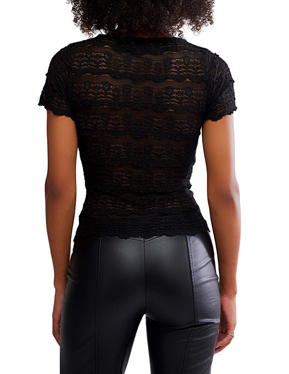 Blusa manga corta para mujer 6