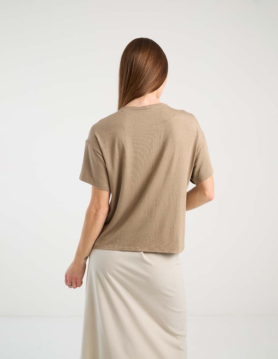 Playera manga corta Pieces cuello v para mujer