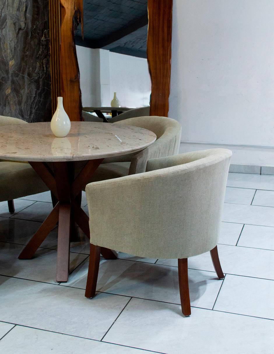 Comedor para 4 personas de mármol Comedor para 4 personas de mármol
