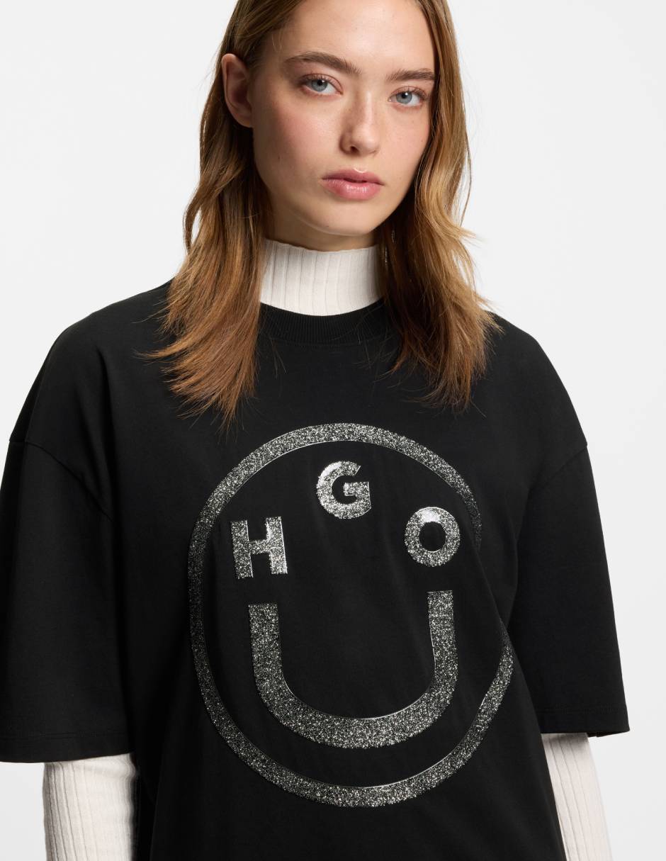 Playera manga corta cuello redondo para mujer 3