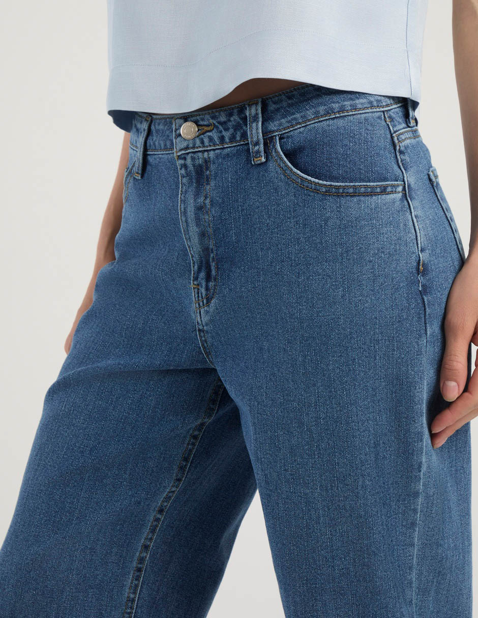 Jeans relaxed straight para mujer 4