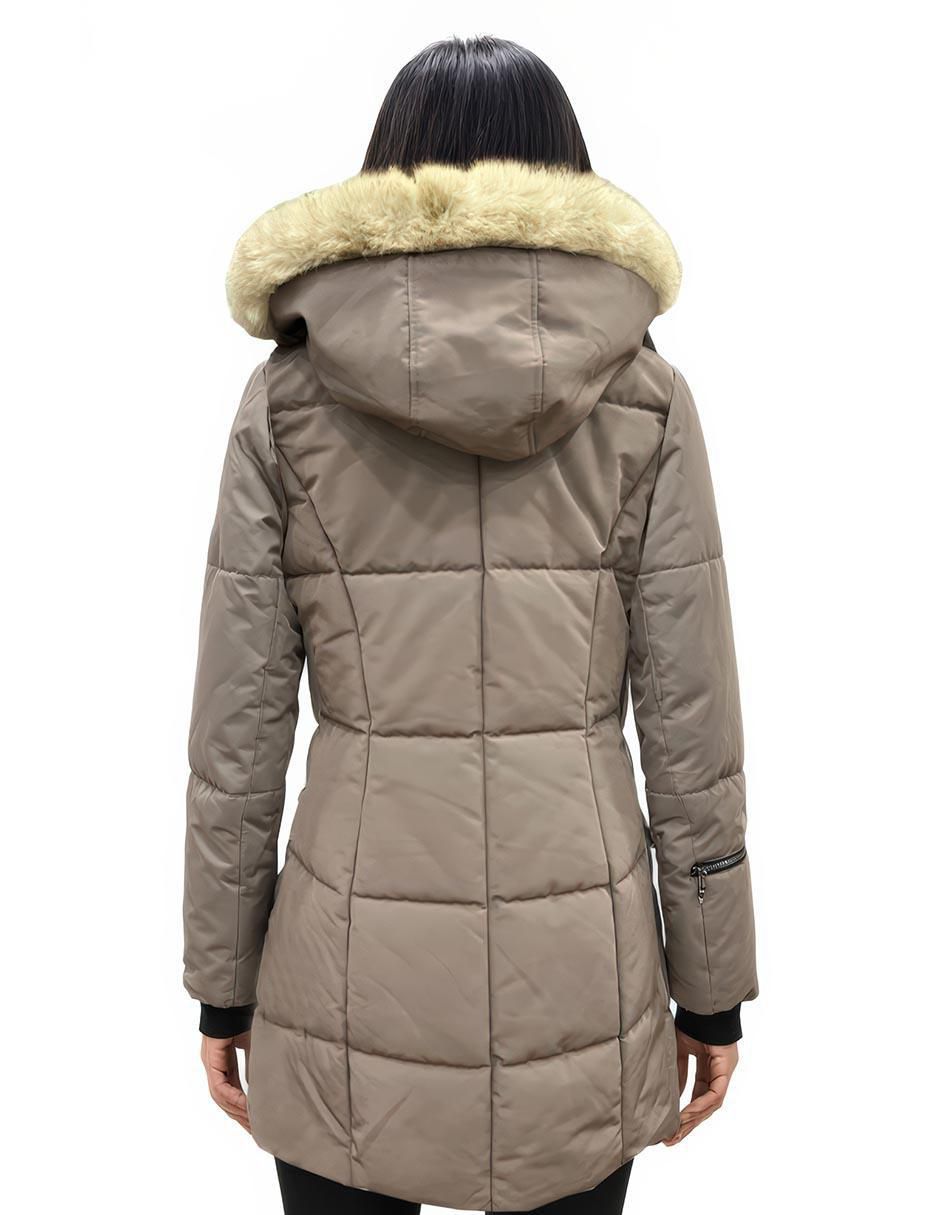 Chamarra impermeable para mujer